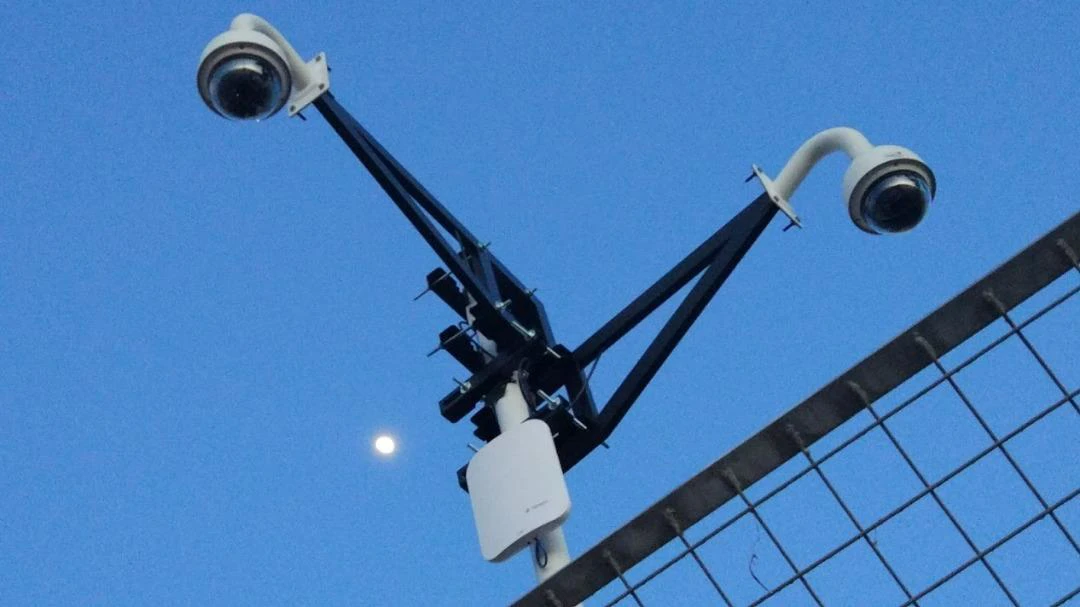 Hoireca's outdoor surveillance cameras and wireless infrastructure installation